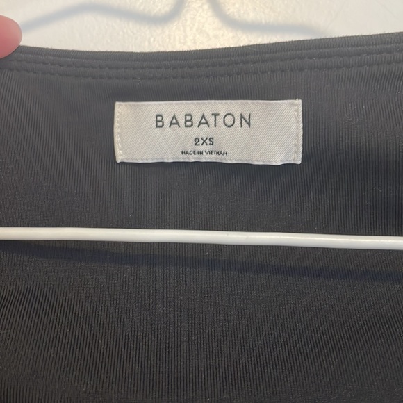 2xs babaton square neck top - Picture 2 of 3